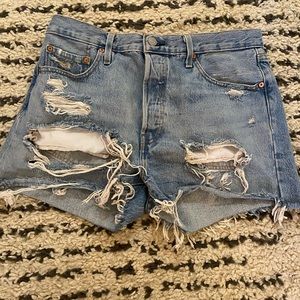 LEVIS Highrise shorts - Faultline 29